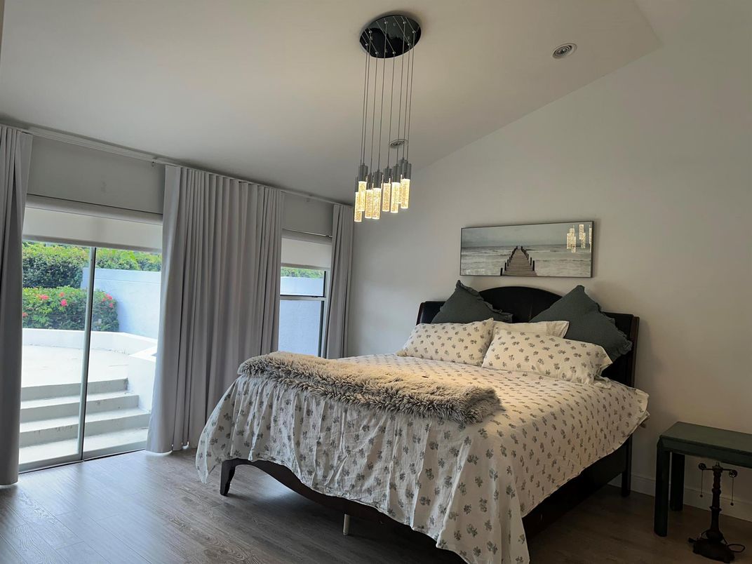 Bedroom, Interior, Pendant Lights, Wood Texture Flooring