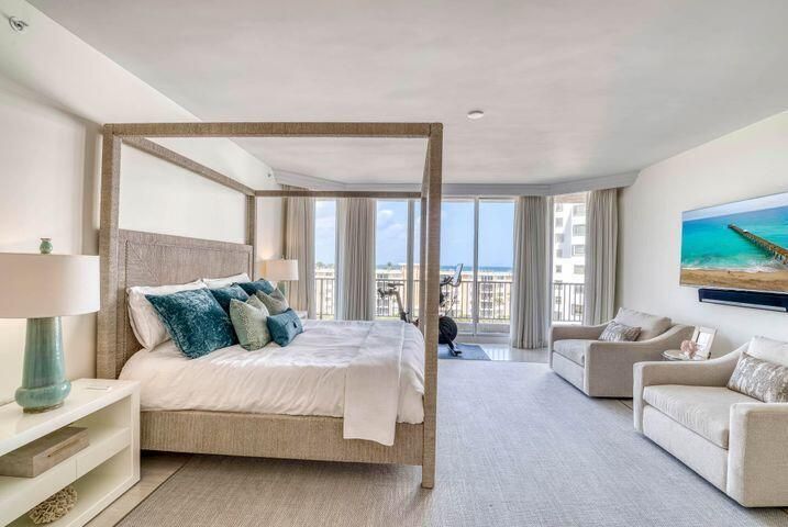 Bedroom, Interior, Water