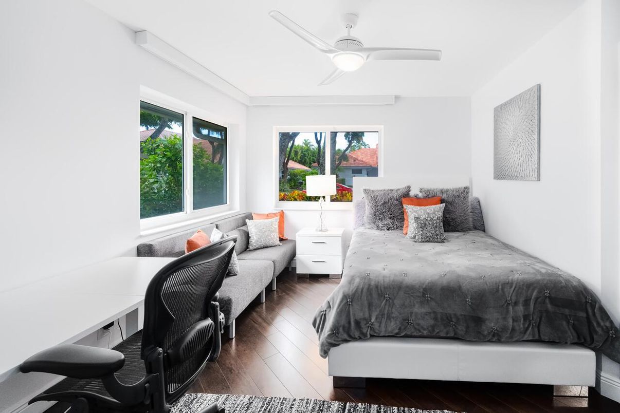 Bedroom, Home Office, Interior, Wood Texture Flooring