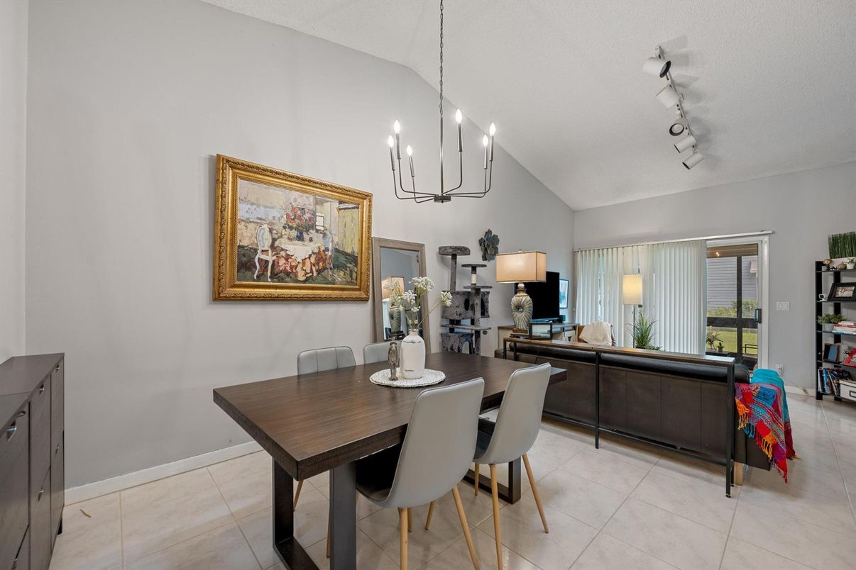 Chandelier, Dining room, Interior