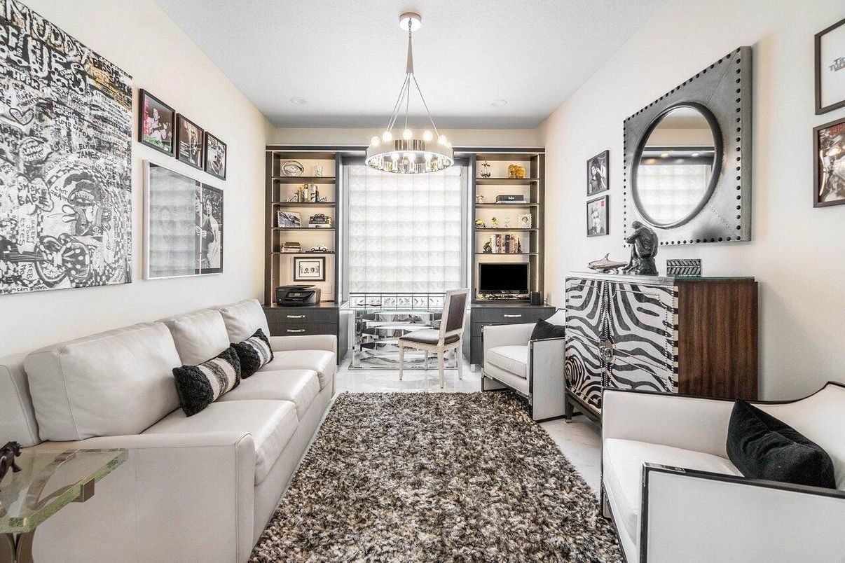 Dining room, Interior, Living room, Pendant Lights
