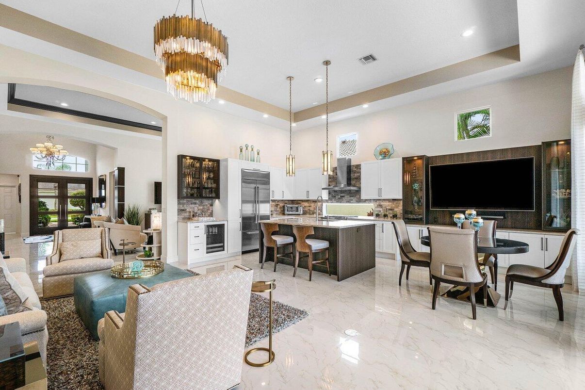 Chandelier, Dining room, Interior, Kitchen, Living room, Marble, Pendant Lights, Recessed Lighting
