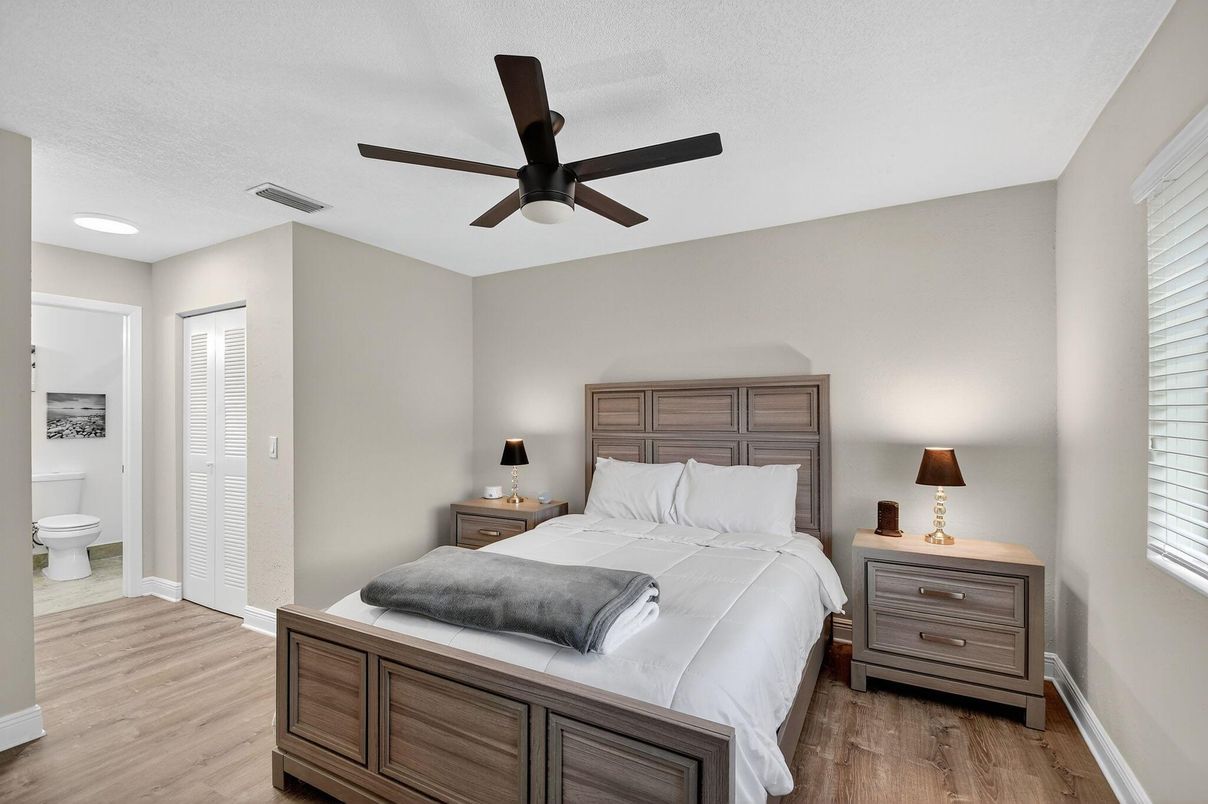 Bathroom, Bedroom, Interior, Recessed Lighting, Wood Texture Flooring