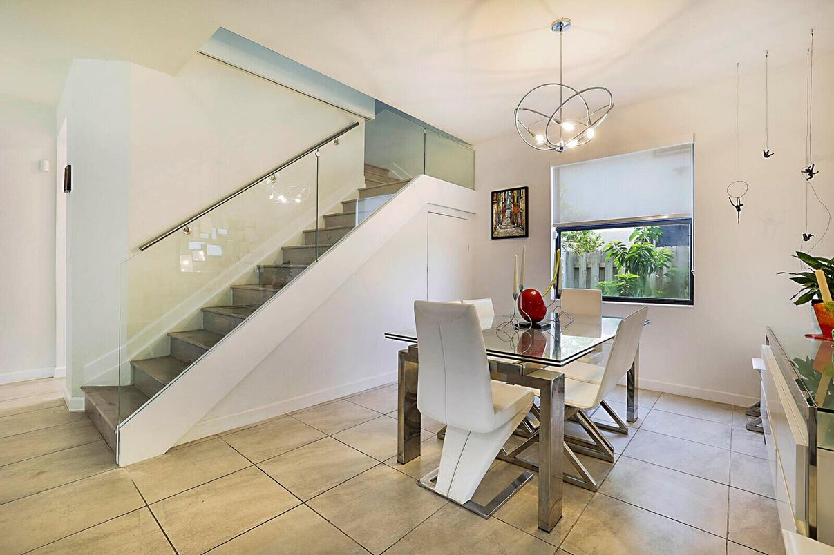 Dining room, Interior, Pendant Lights