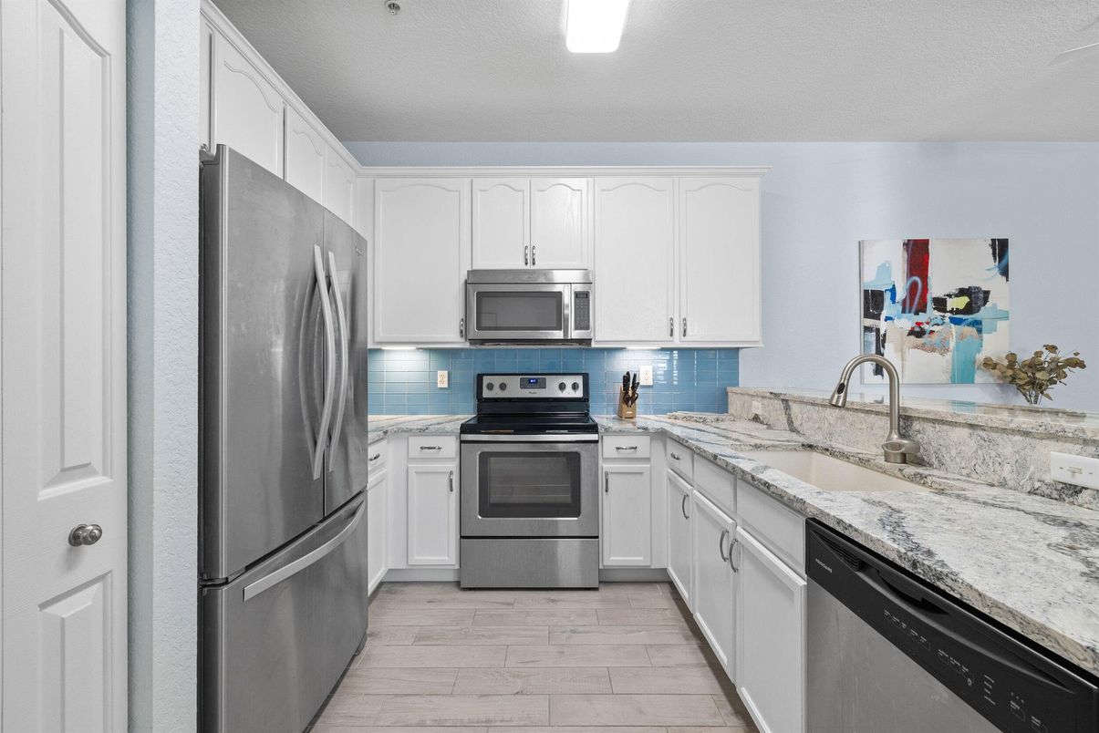 Interior, Kitchen, Stainless Steel Appliances, Wood Texture Flooring