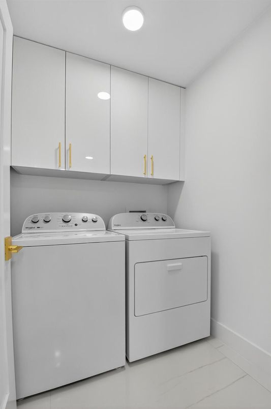 Interior, Recessed Lighting, Washer