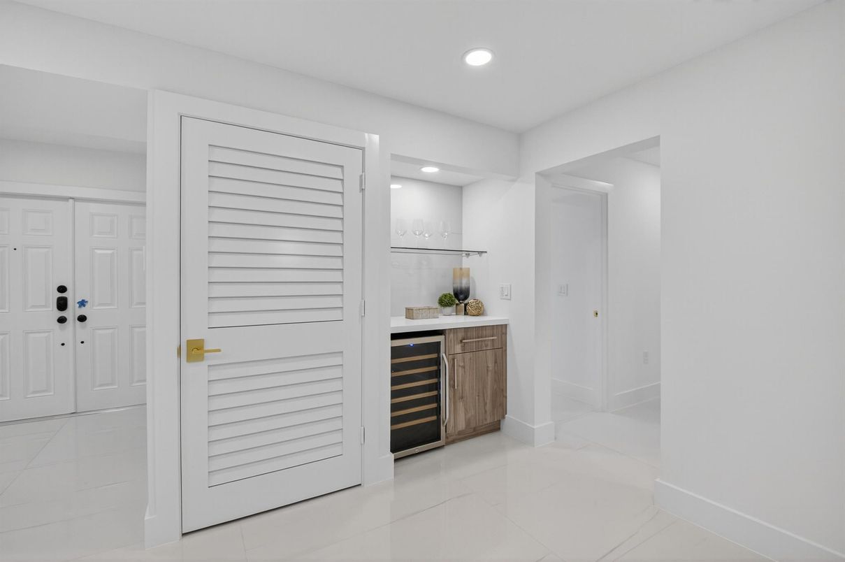 Interior, Recessed Lighting
