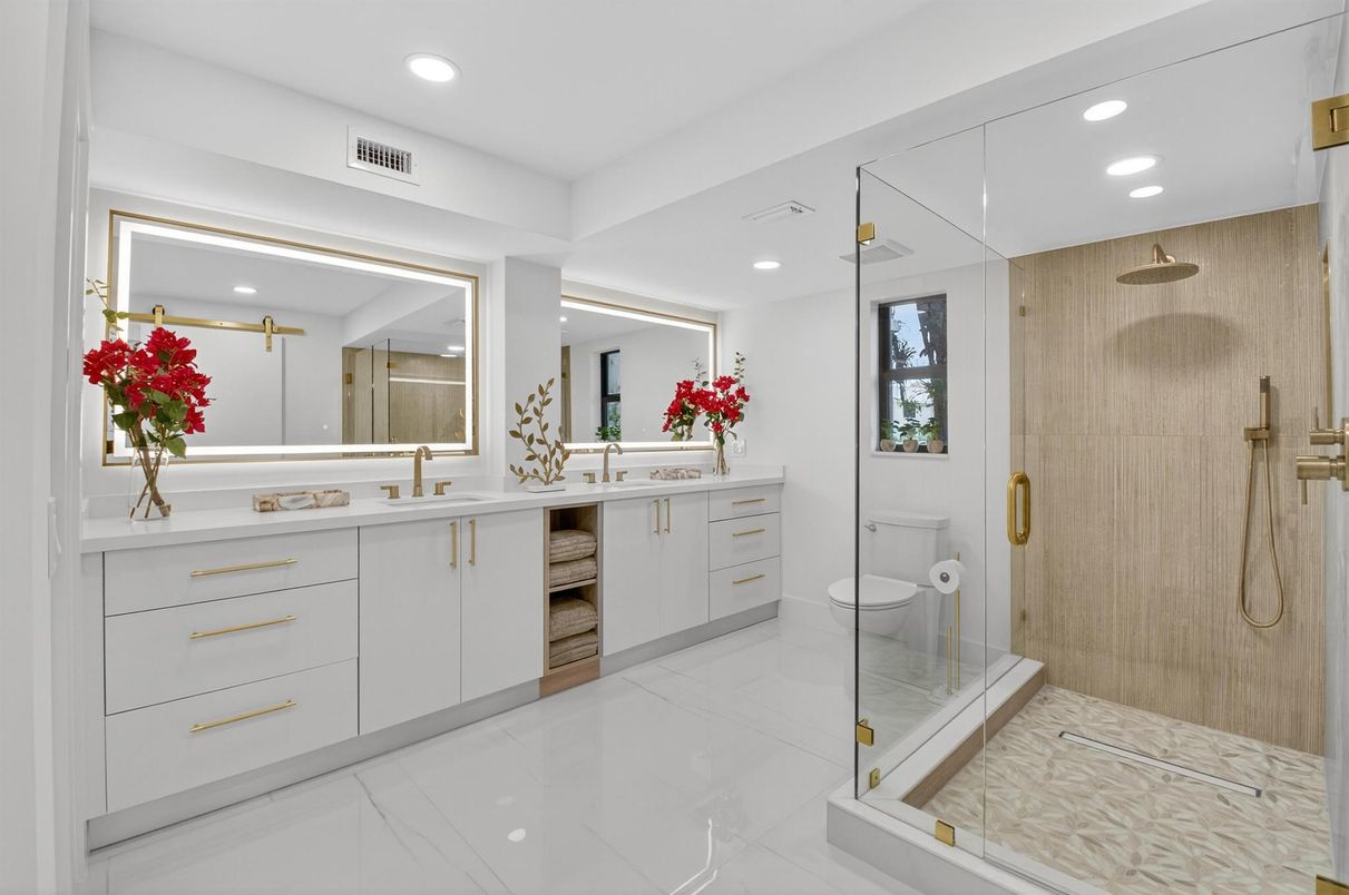 Bathroom, Dual Sink Vanities, Glass Shower, Interior, Recessed Lighting