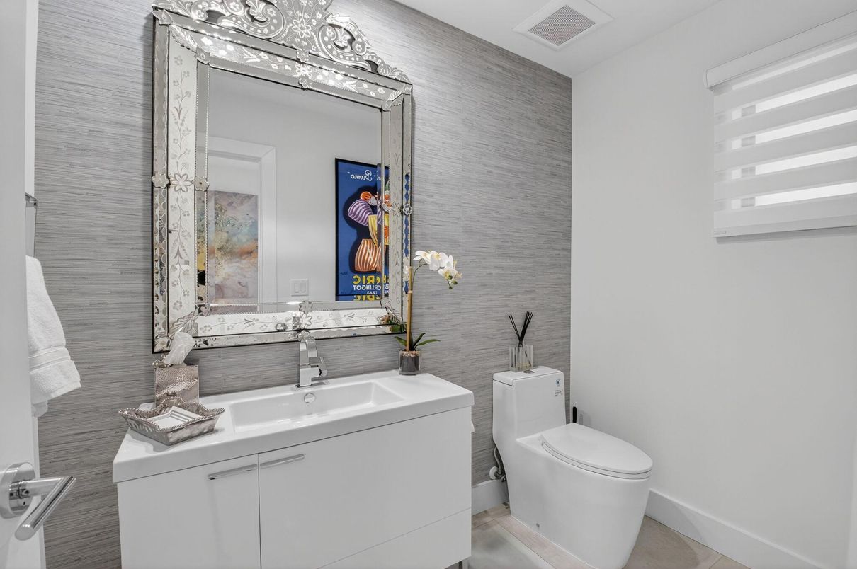 Bathroom, Interior