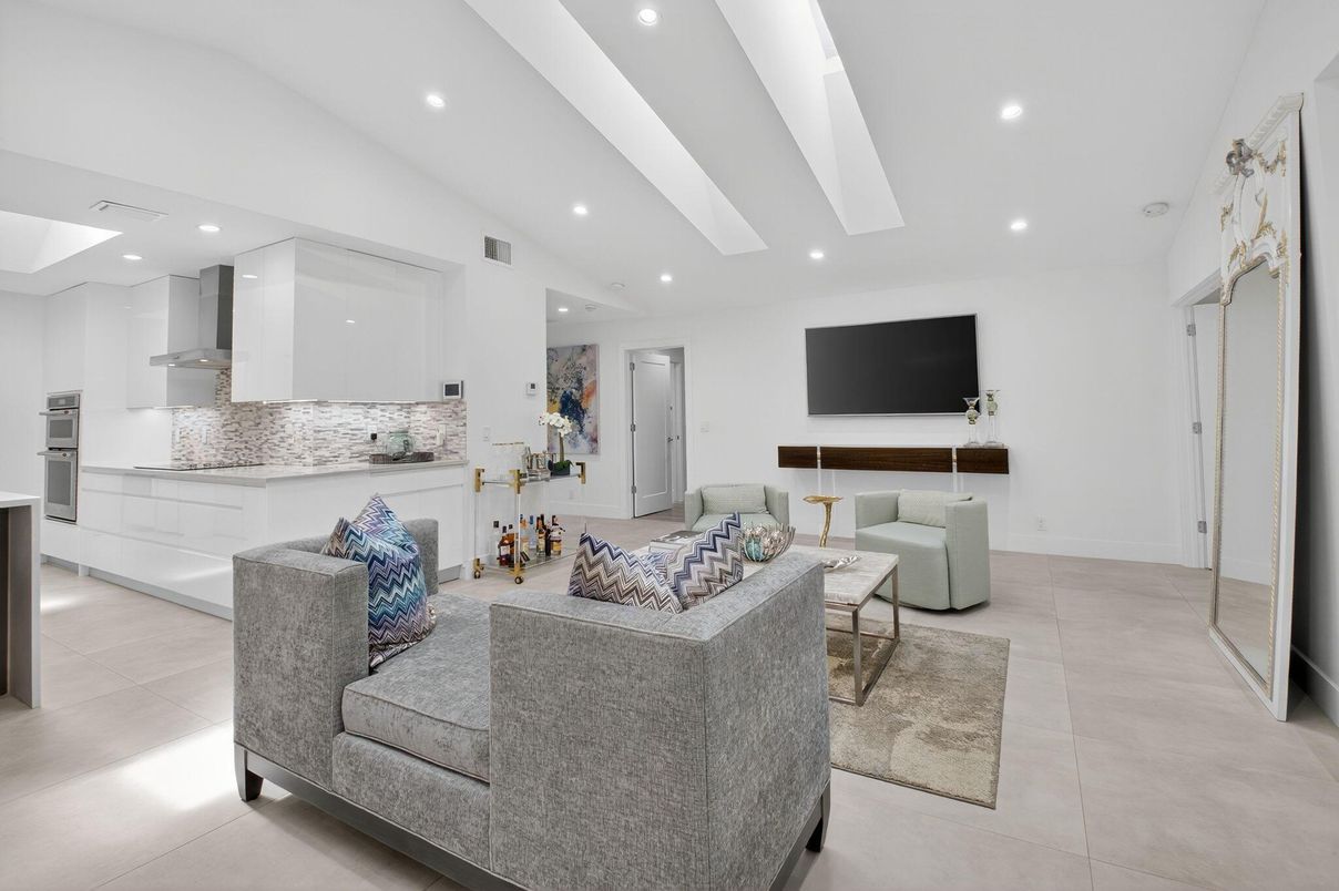 Interior, Kitchen, Living room, Recessed Lighting