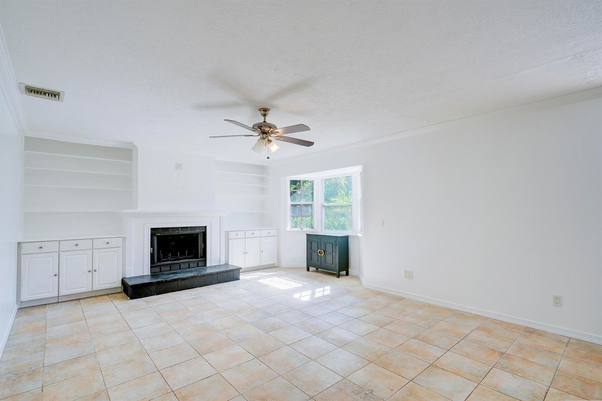 Empty room, Fireplace, Interior