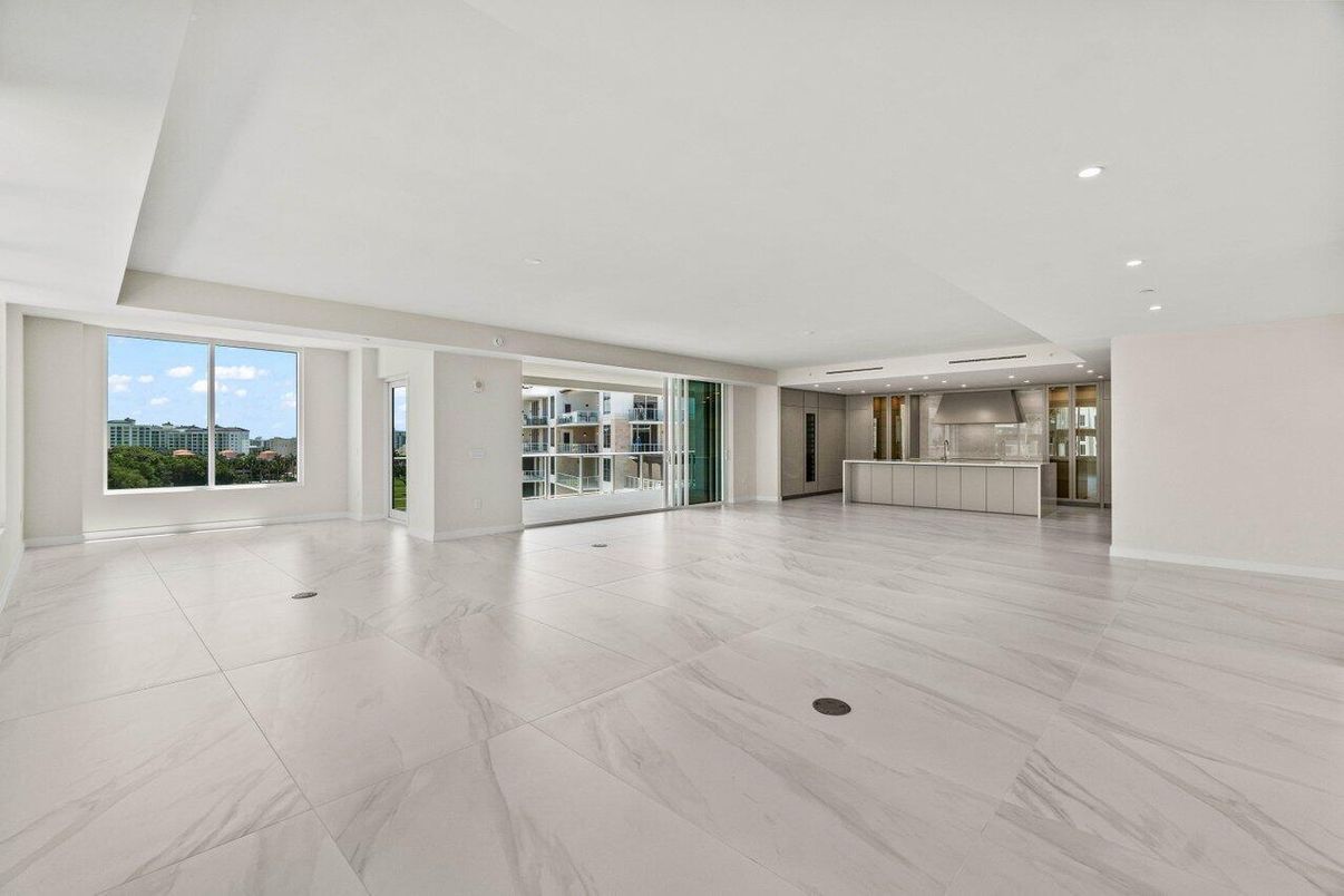 Empty room, Interior, Marble, Recessed Lighting