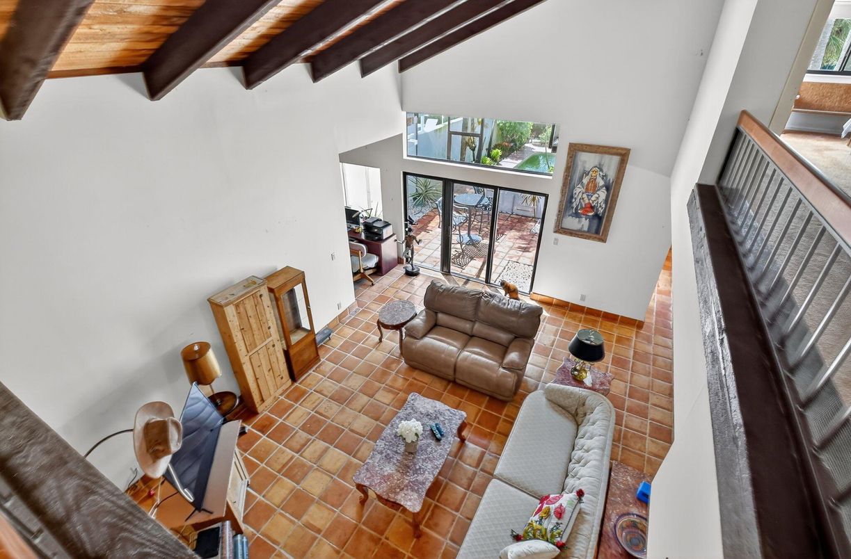 Interior, Living room, Wooden Beams