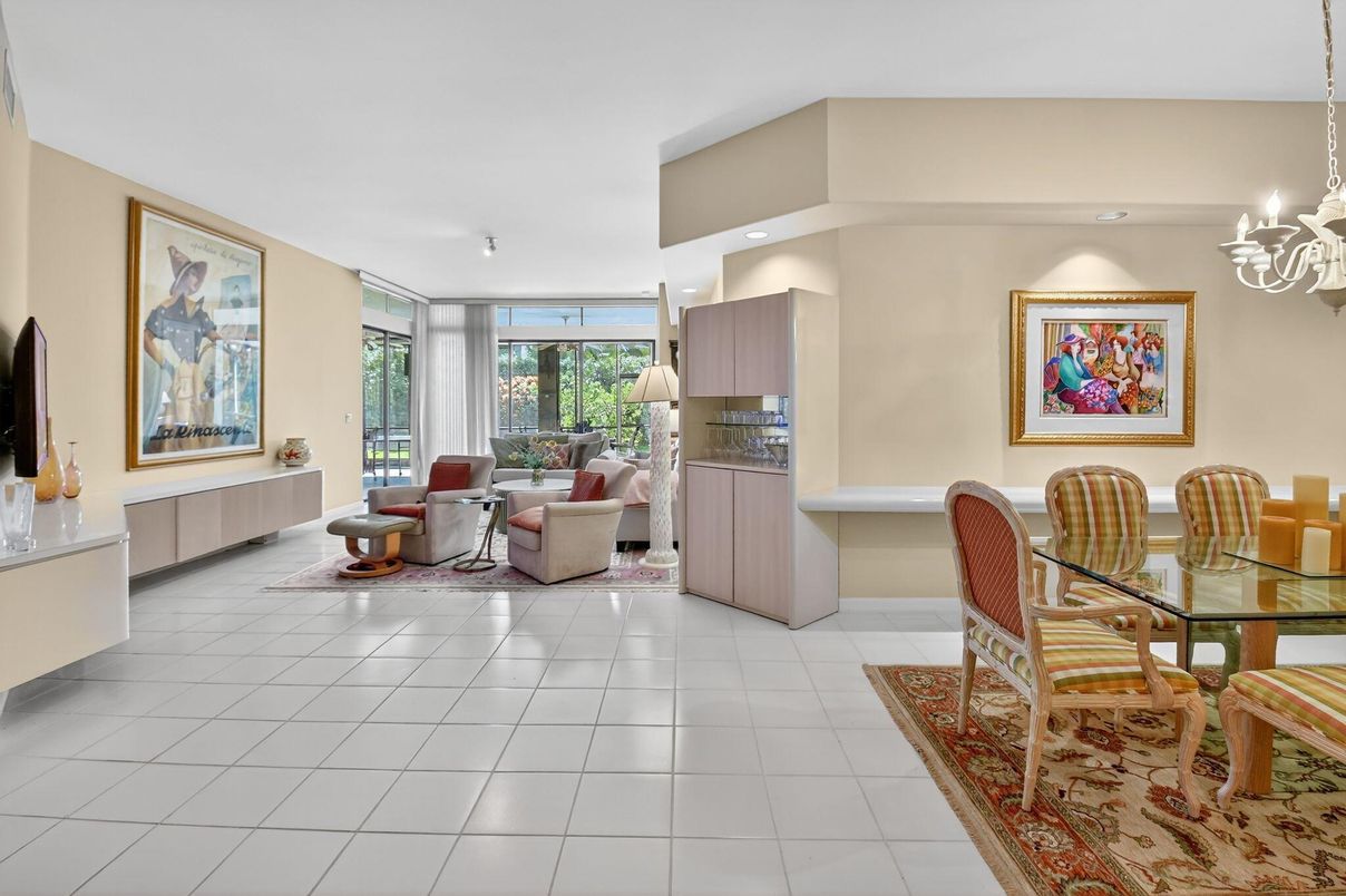 Dining room, Interior, Living room, Recessed Lighting
