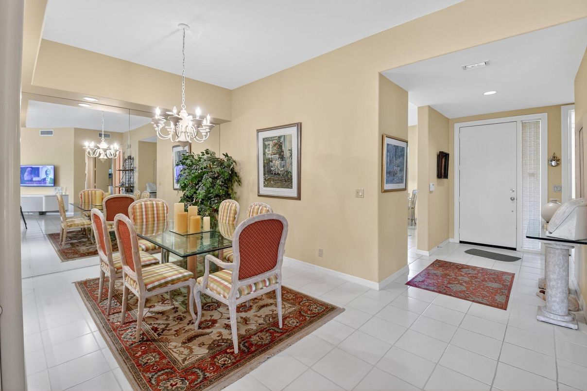 Chandelier, Dining room, Interior, Recessed Lighting