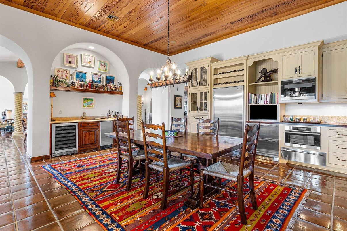 Chandelier, Dining room, Interior, Kitchen, Pendant Lights, Stainless Steel Appliances, Wooden Ceilings