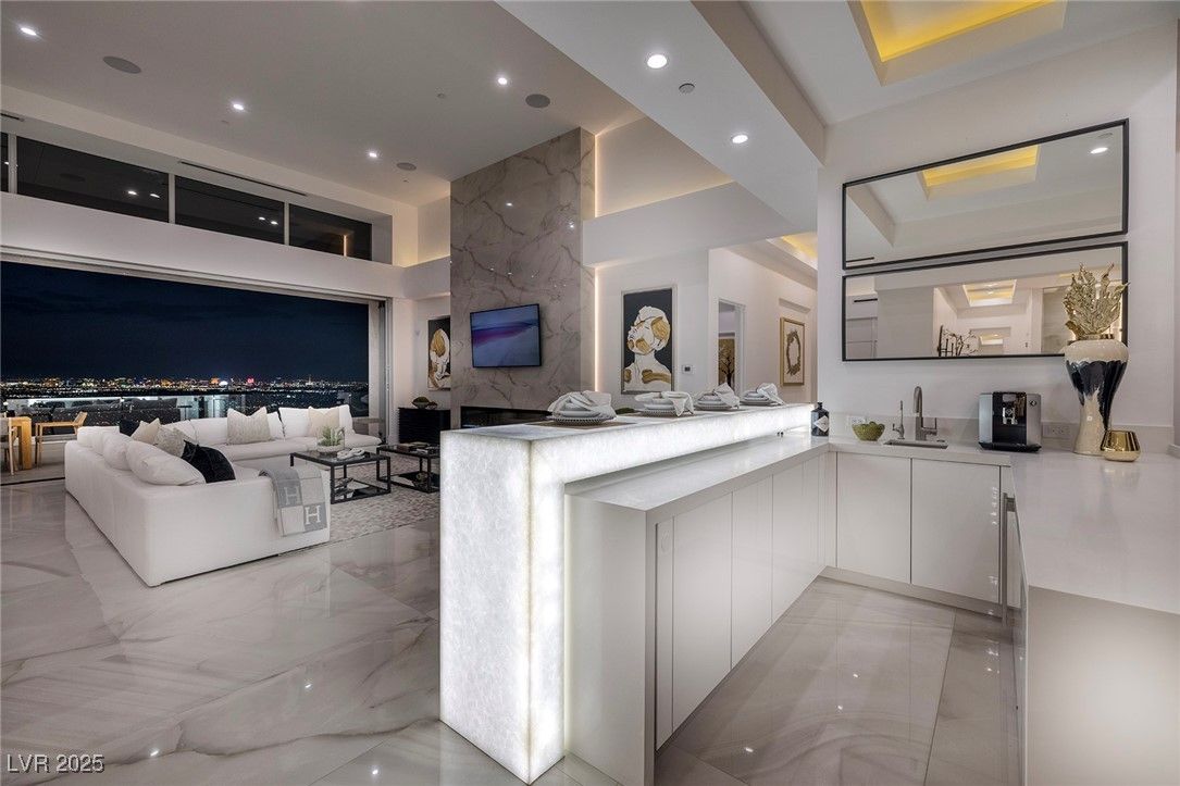 Interior, Living room, Marble, Marble Walls, Recessed Lighting