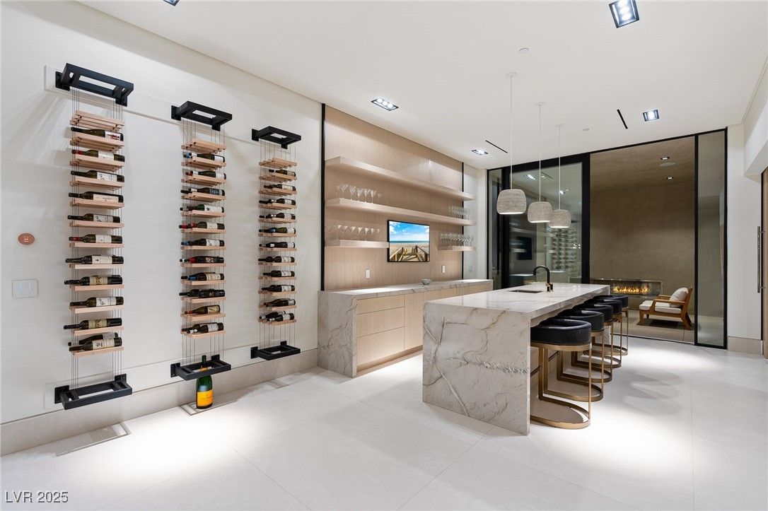 Interior, Pendant Lights, Recessed Lighting, Wine Storage