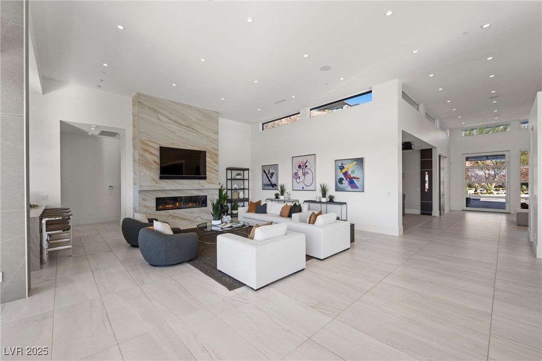 Fireplace, Interior, Living room, Recessed Lighting