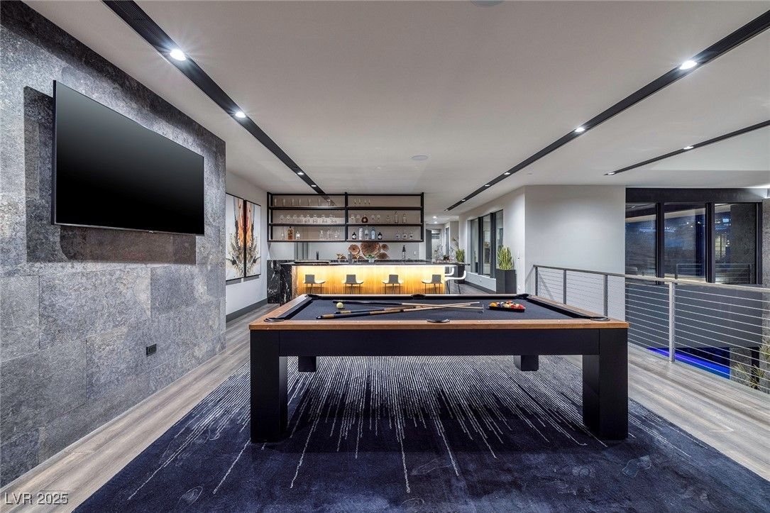 Billiard Table, Game Room, Interior, Recessed Lighting