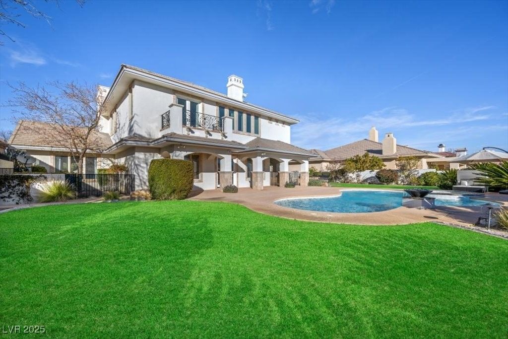 Backyard, Exterior, Pool