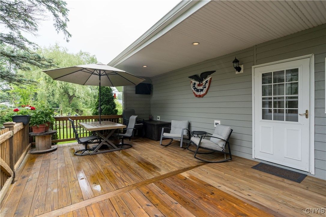 Exterior, Wood Texture Flooring