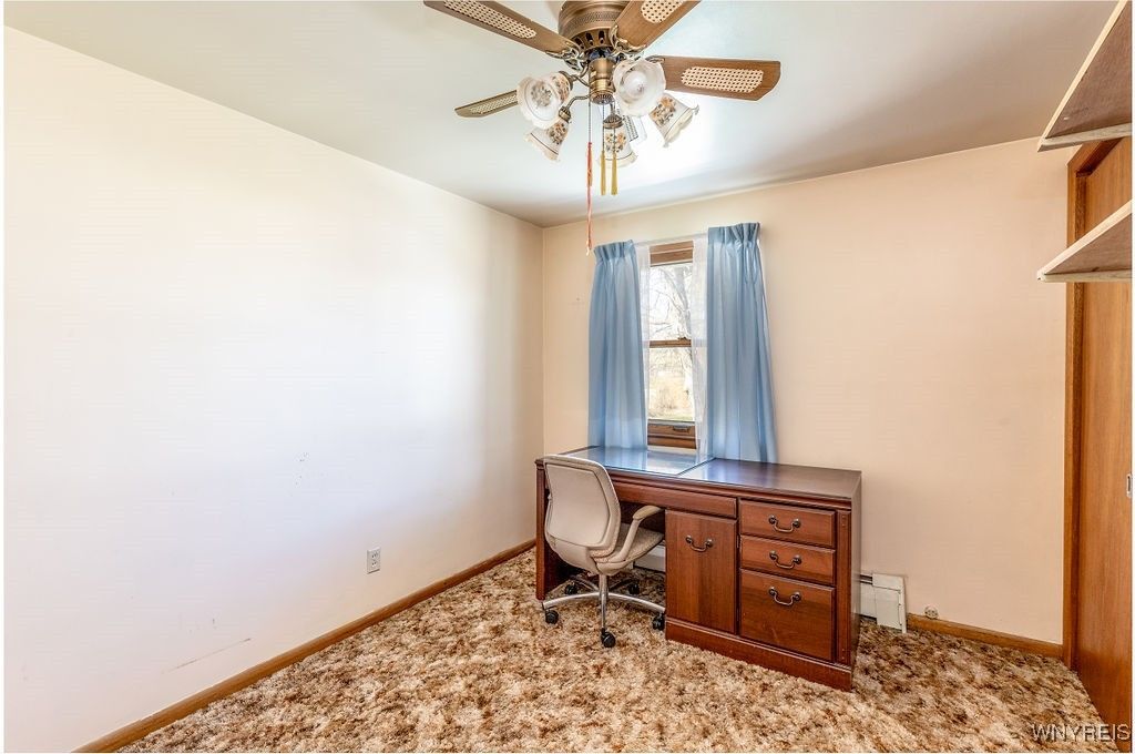 Home Office, Interior
