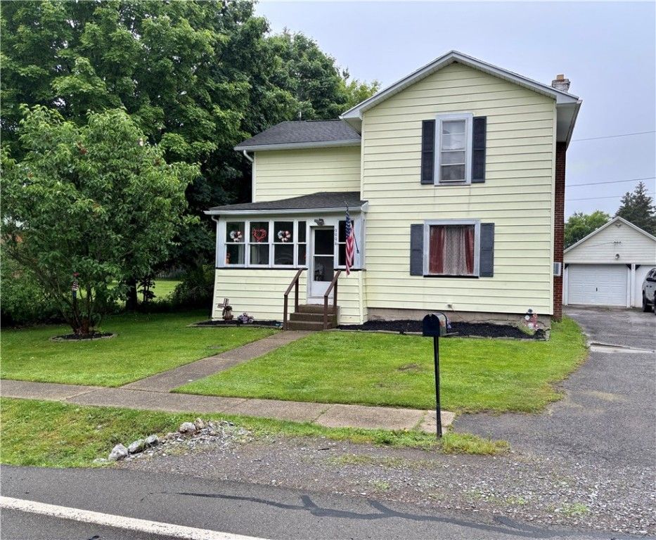 Detached Garage, Exterior, Facade, Split Level
