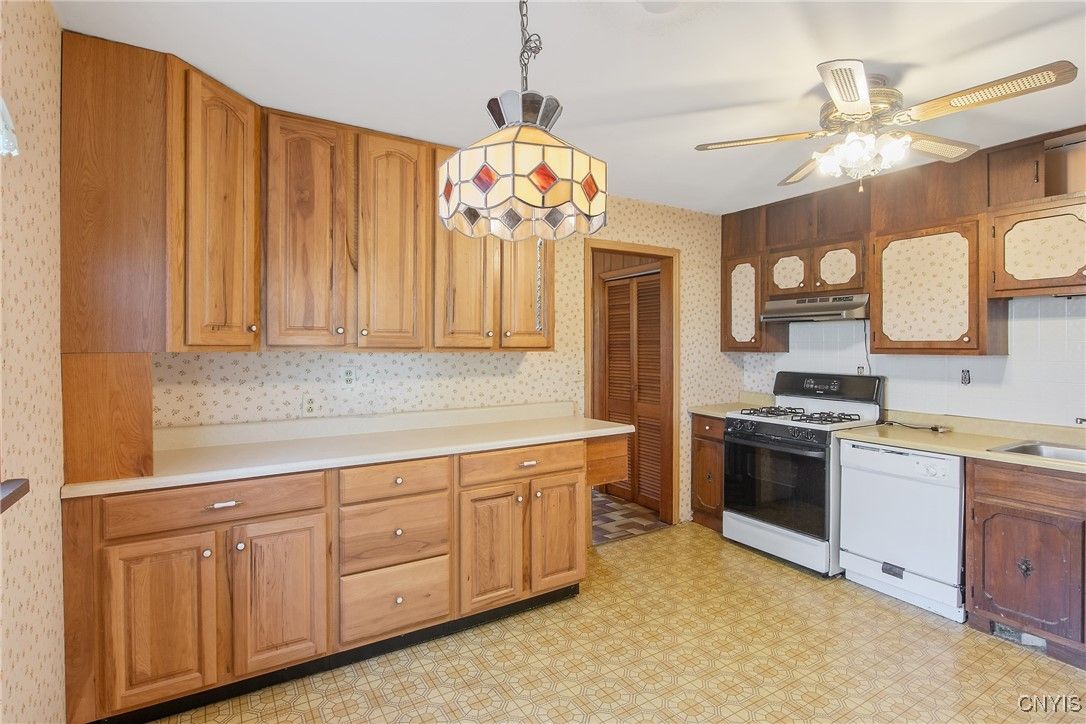 Interior, Kitchen, Pendant Lights