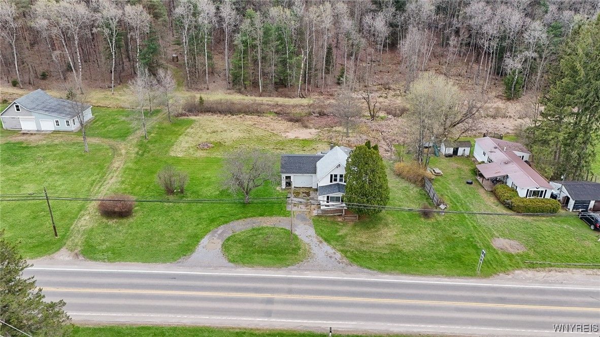 Exterior, Drone