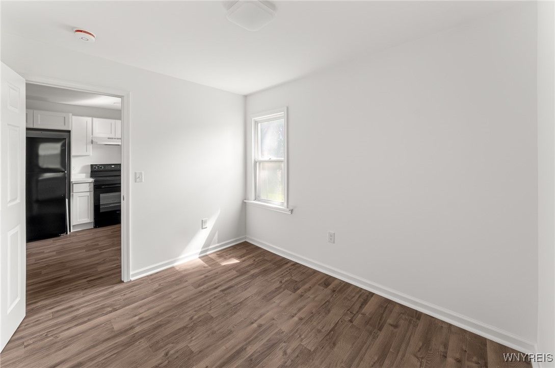 Empty room, Interior, Kitchen, Wood Texture Flooring