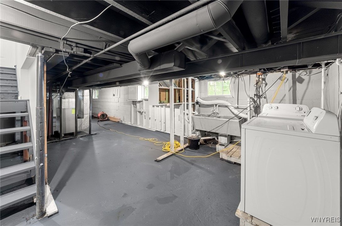 Interior, Utility Closets, Washer