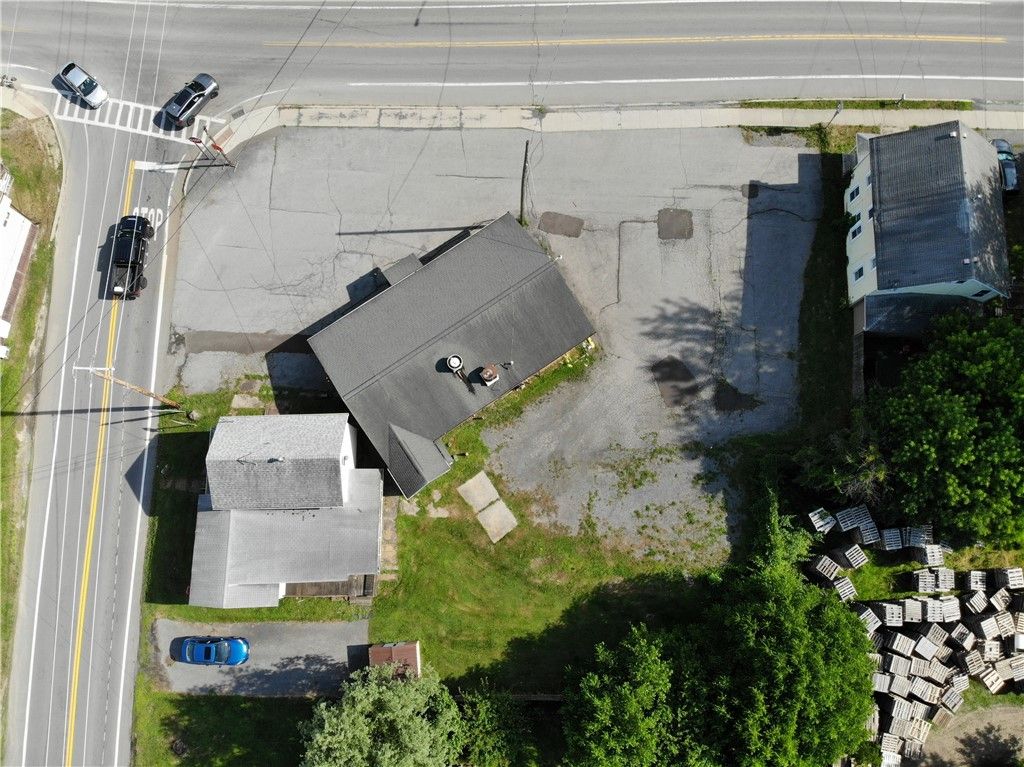 Exterior, Drone