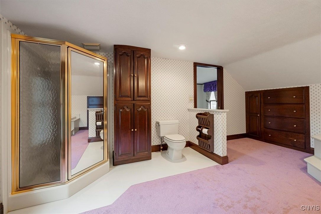 Bathroom, Interior, Recessed Lighting