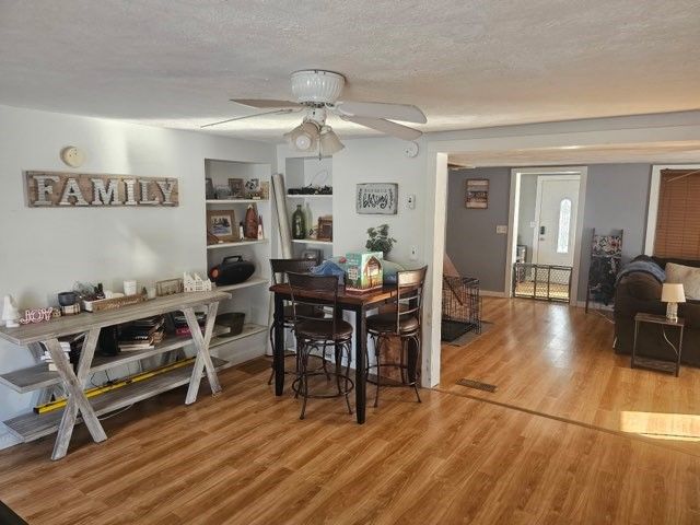 Dining room, Interior, Wood Texture Flooring