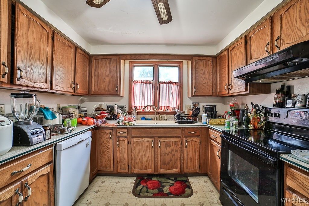 Interior, Kitchen