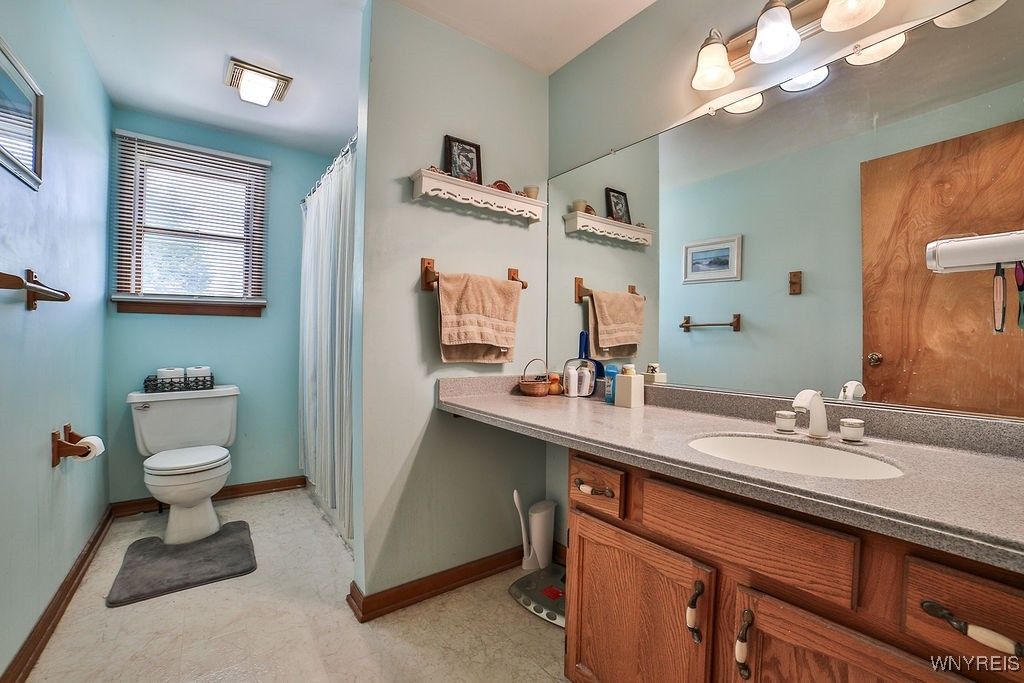 Bathroom, Interior