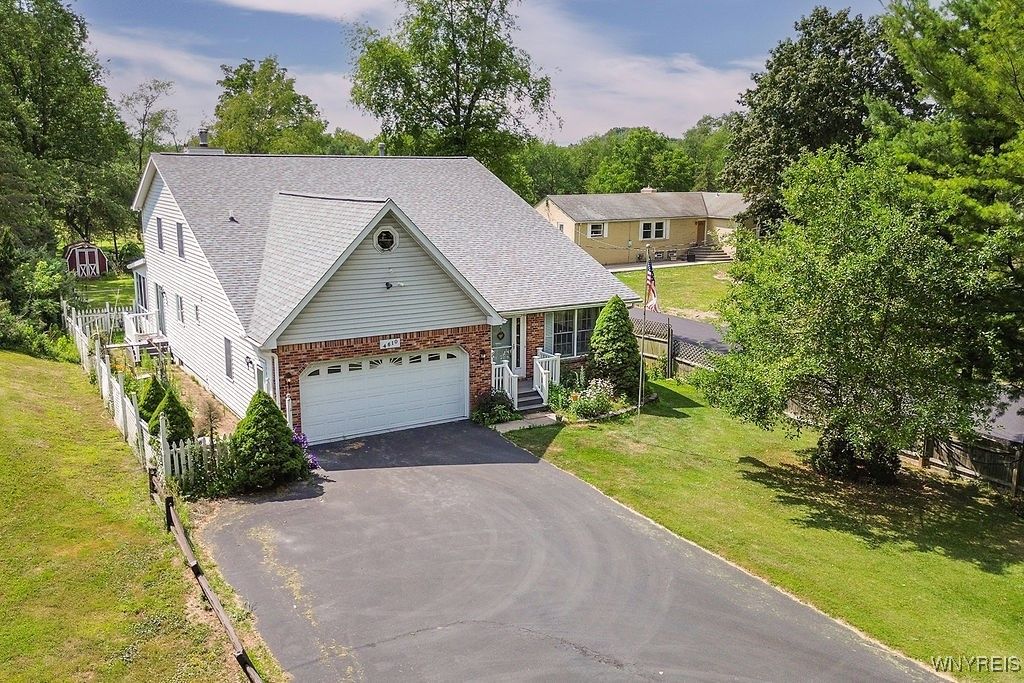 Attached, Exterior, Facade, Brick Facade, Cape Cod