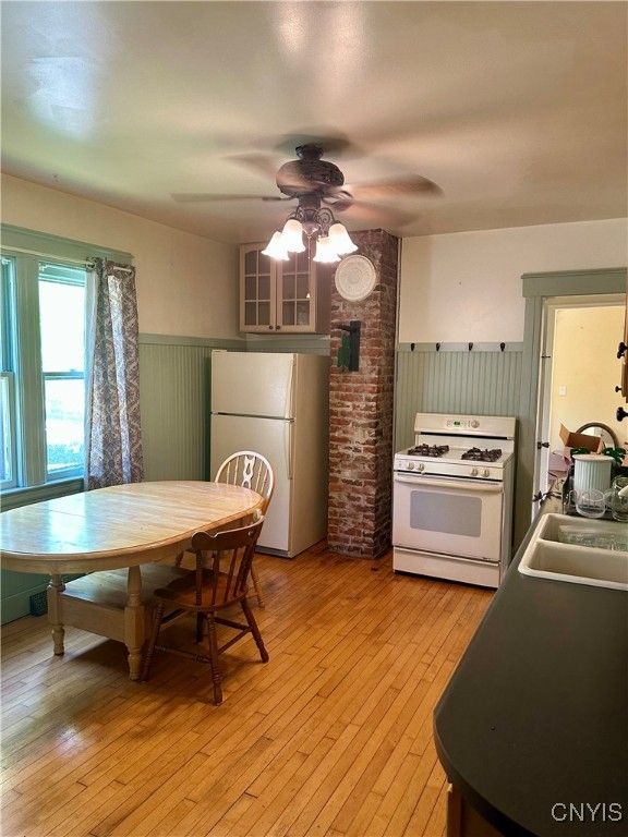 Dining room, Interior, Kitchen, Wood Texture Flooring