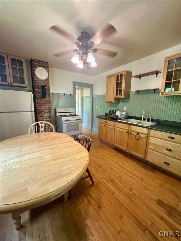 Dining room, Interior, Kitchen, Wood Texture Flooring