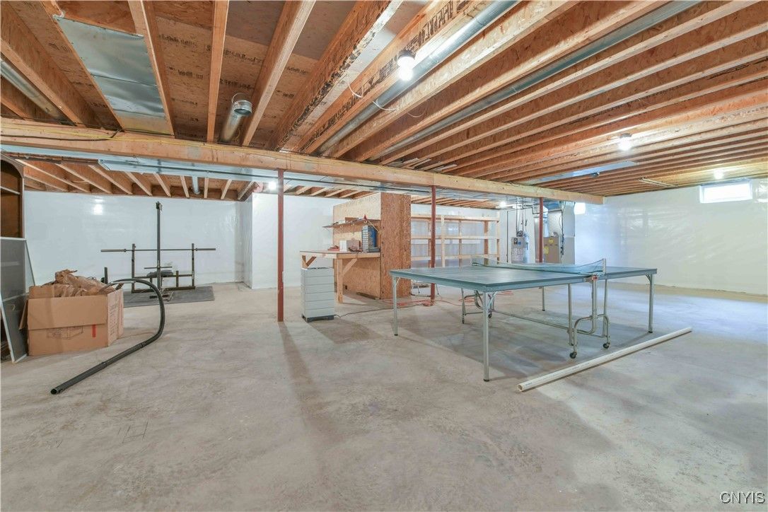 Game Room, Interior, Wooden Beams