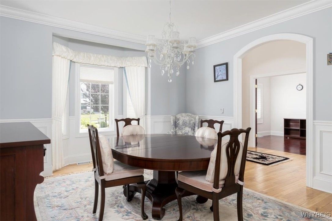 Chandelier, Dining room, Interior, Wood Texture Flooring