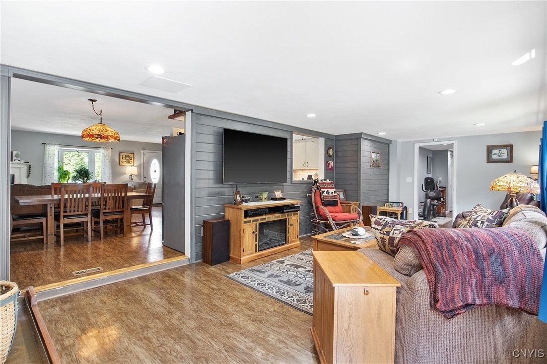 Dining room, Interior, Living room, Recessed Lighting, Wood Texture Flooring