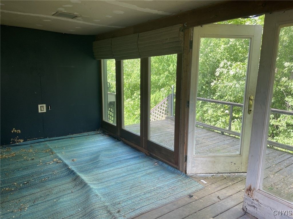 Interior, Sun Room, Wood Texture Flooring