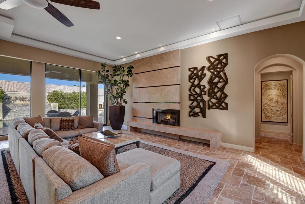 Fireplace, Interior, Living room, Recessed Lighting