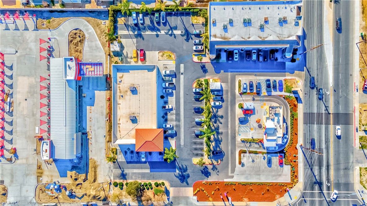 Exterior, Drone