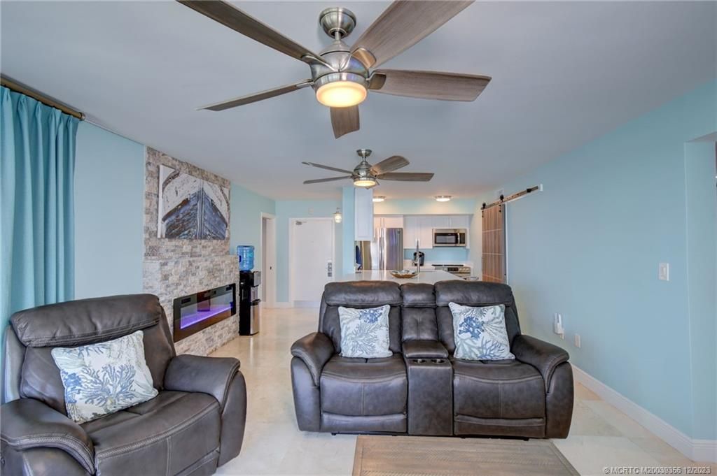 Fireplace, Interior, Kitchen, Living room