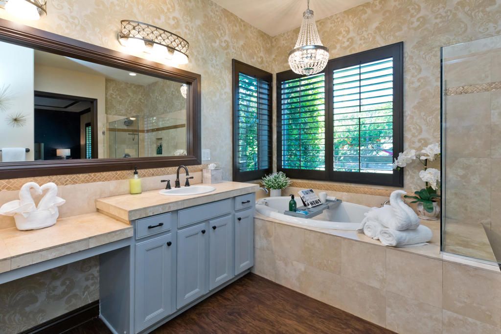 Bathroom, Interior, Pendant Lights, Wood Texture Flooring