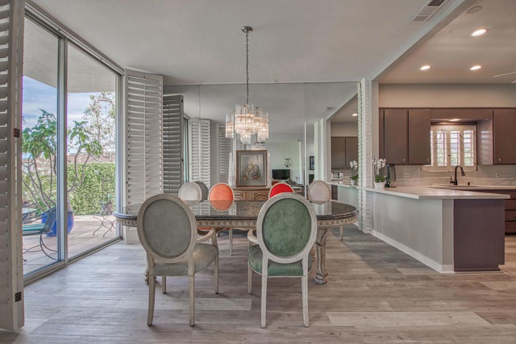 Chandelier, Dining room, Interior, Kitchen, Recessed Lighting, Wood Texture Flooring