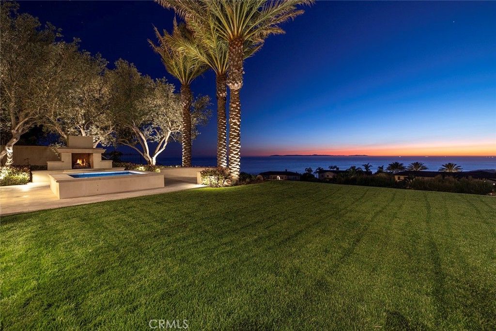 Backyard, Exterior, Pool, Water